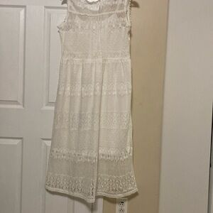 White, lace, short sleeve Dress